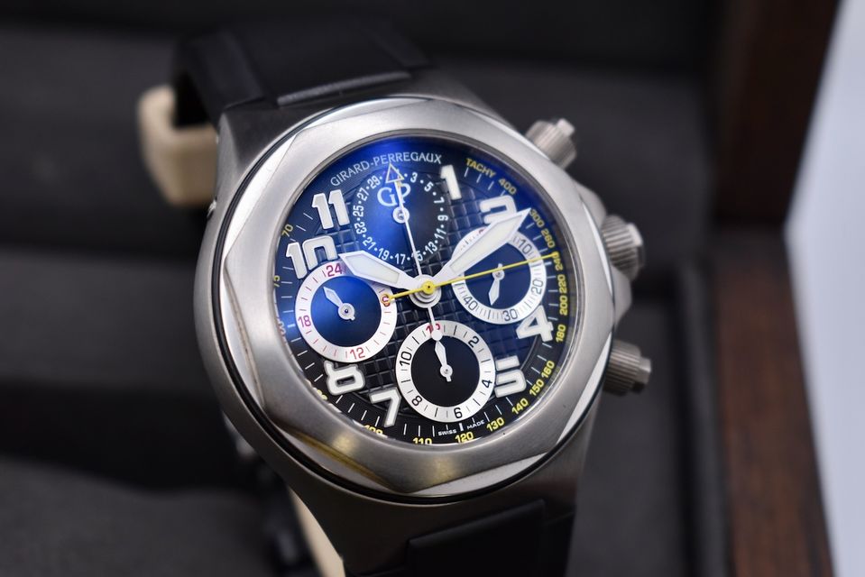 Girard Perregaux Laureato 80180-21-611-FK6A Image 2